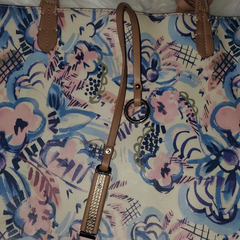 Purse with Attached Pouch
